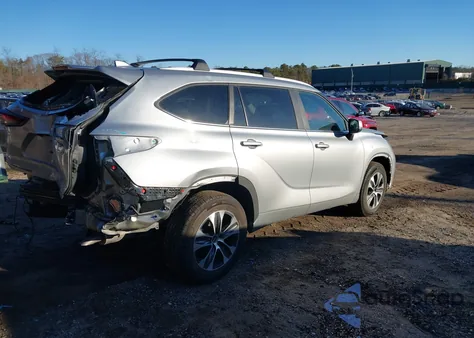 2025 Toyota Highlander Hybrid Xle z USA, uszkodzony, nr VIN 5TDKBRCH9SS653838